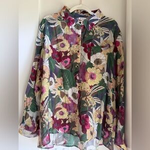 POL NWOT Oversized Floral Button Front Blouse